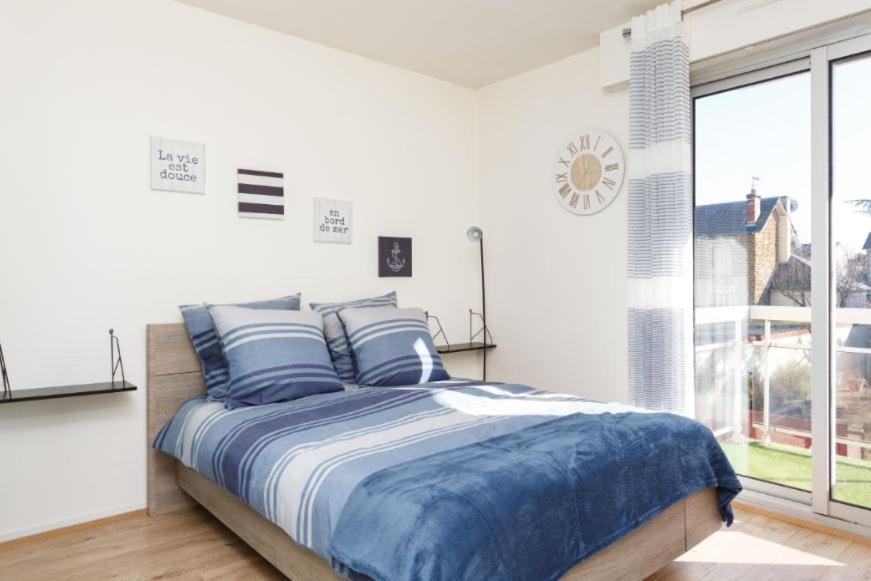 Appartement Cozy: 10/15 Min Des Champs Elysee Sartrouville Exterior foto